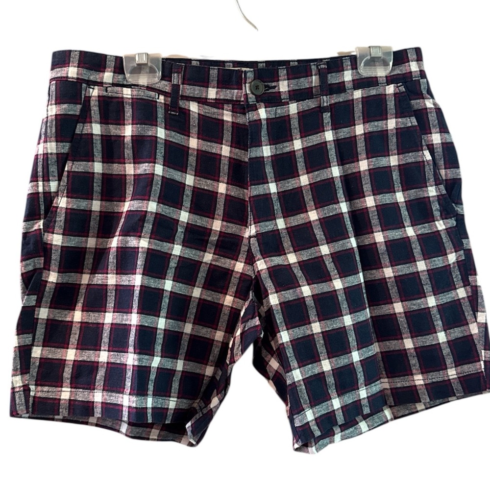 NEW Goodthreads Blue White and Red Plaid Flat Front Stretch Shorts 7” inseam 32